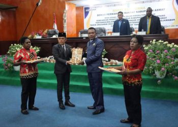 DPRK Asmat Gelar Paripurna Penutupan Masa Sidang Pertama