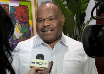 Berikan Jaminan, Bupati Didimus Buka Kembali Buku RSUD Dekai dan Tiga Puskesmas