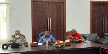 Bupati Asmat Tegaskan Perlambatan Ekonomi Dampak Efisiensi Anggaran