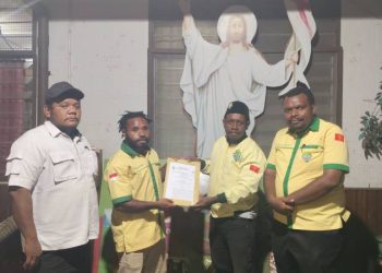 Pengurus Pemuda Katolik Komda Papua Berikan SK Karateker ke 3 Kabupaten, Yewen: Segera Siapkan Mapenta dan Muskomcab