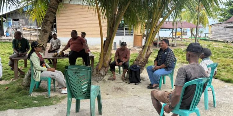 Survey kampung nelayan di kepulauan harlem disambut ikan lumba lumba