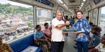 Menjawab Kritik Kereta Api Papua: Jubir Gubernur Tegaskan Pentingnya Keberanian Membangun Konektivitas