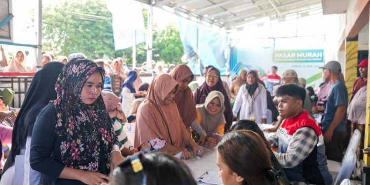 Pertamina Patra Niaga Gelar Pasar Murah Seribu Paket Sembako Terjangkau Bagi Masyarakat Prasejahtera di Ternate