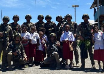 Sinergi di Sinak, Patroli Dialogis Ops Damai Cartenz 2026 Hadirkan Kedamaian