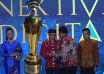 Kadis Kominfo Asmat Raih Penghargaan “Pejuang Internet Masuk Desa” di Apresiasi Konektivitas Digital 2026